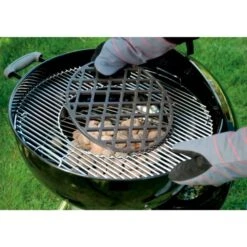 Weber Gourmet BBQ System Sear Grate 8834, Grillrost 16 Weber Gourmet BBQ System Sear Grate 8834, Grillrost -Flammen Werk Geschäft Weber Gourmet BBQ System Sear Grate 8834 Grillrost@@1014996 5